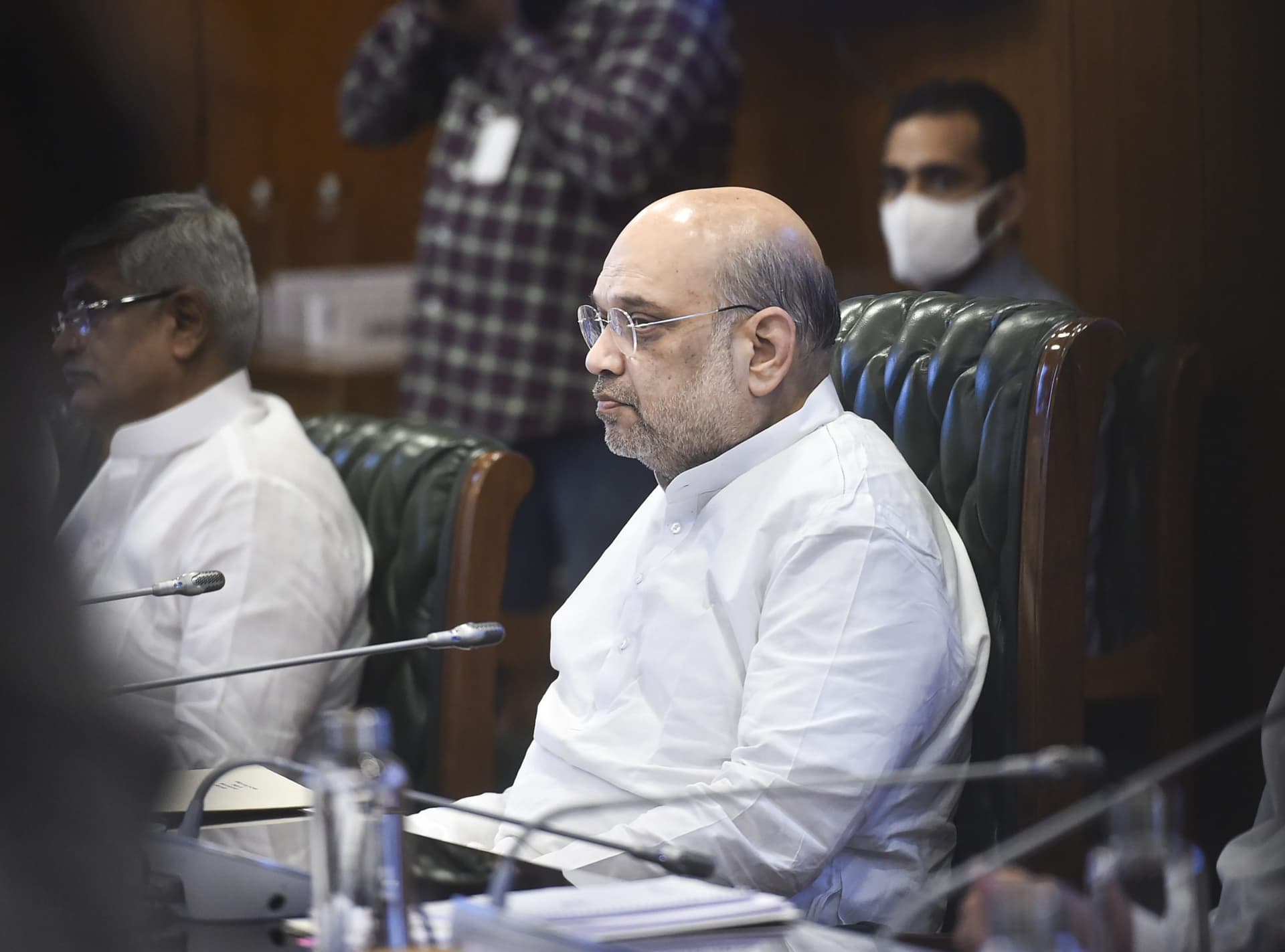 kashmir killings: आतंकी हमले में हिंदू कर्मचारियों के मारे जाने के बाद अजीत डोभाल और अमित शाह एक्शन में