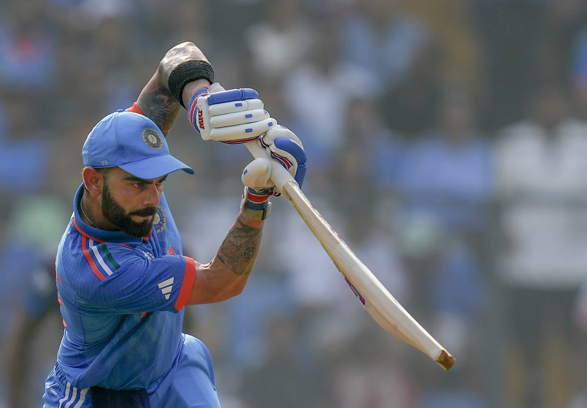 India vs Sri Lanka : शतक से चूके विराट कोहली, सचिन तेंदुलकर के 49 शतक की बराबरी करने में अभी थोड़ा और समय