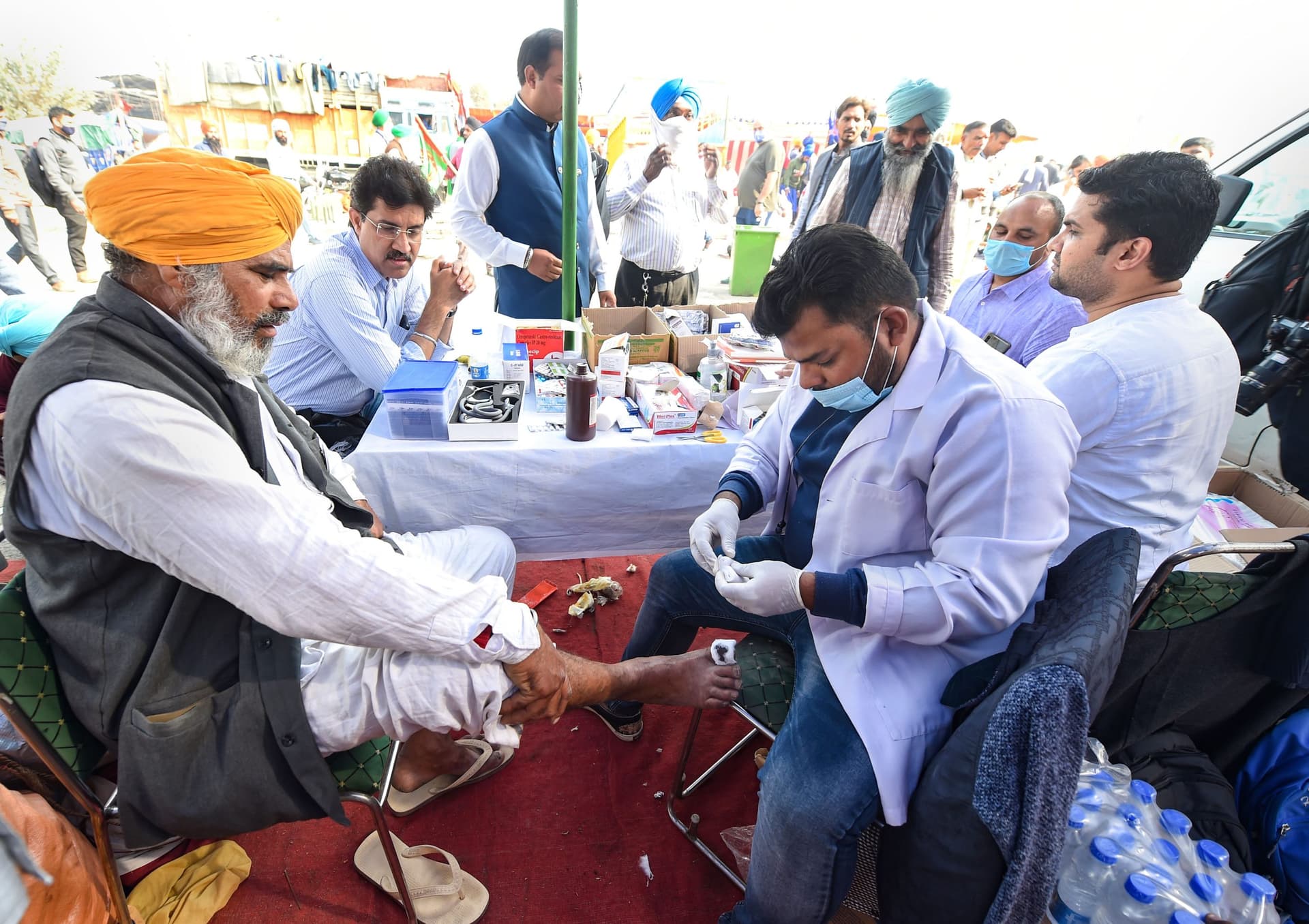 Farmers Protest : किसान आंदोलन में कोरोना का साया, अलर्ट पर प्रशासन