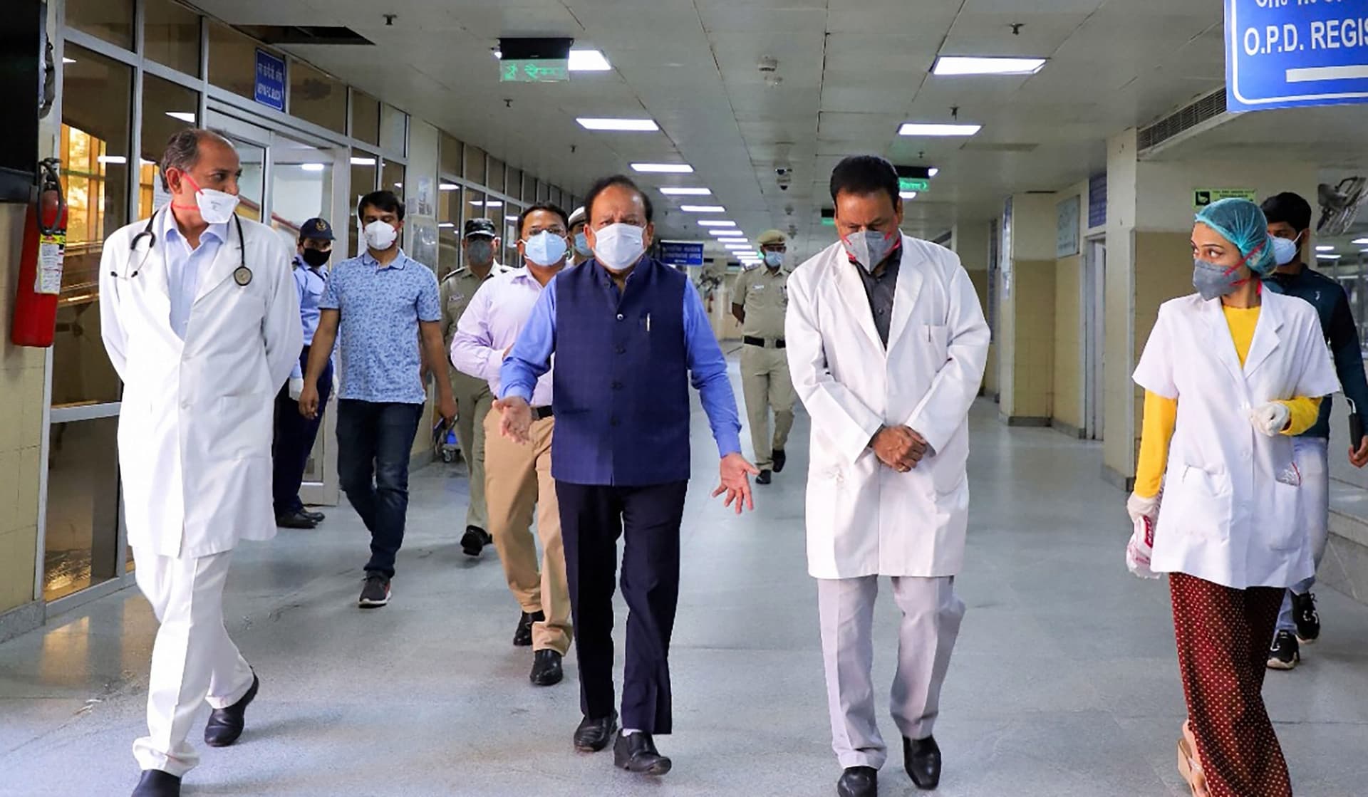 Coronavirus Lockdown : भारत में कोरोना वायरस से मरने वालों की संख्या 100 के करीब, जमात ने बढ़ाई संकट