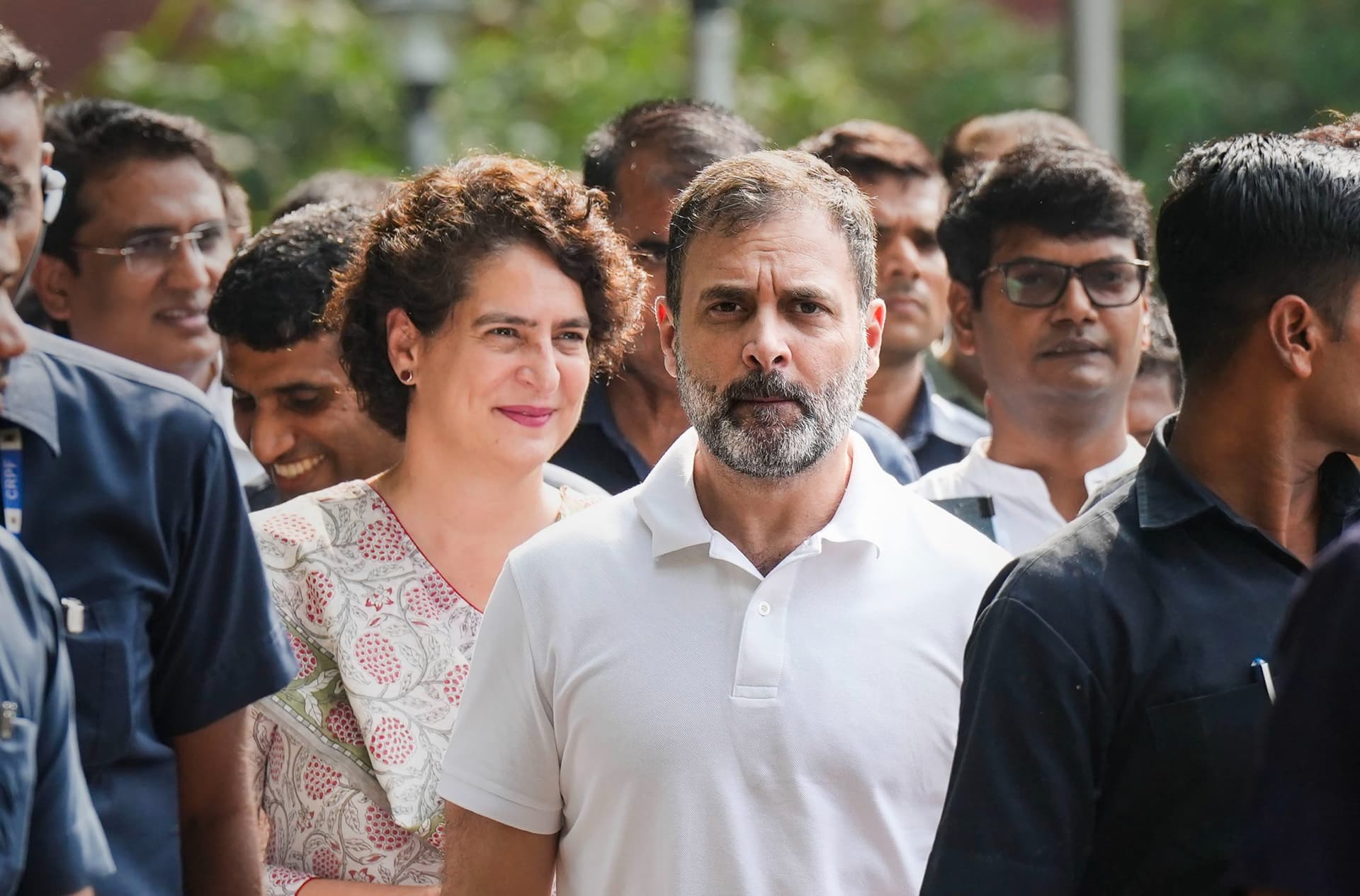 पीएम मोदी को वाराणसी में टक्कर देंगी प्रियंका गांधी ? लोकसभा चुनाव के पहले चर्चा तेज पीएम मोदी को वाराणसी में टक्कर देंगी प्रियंका गांधी ? लोकसभा चुनाव के पहले चर्चा तेज