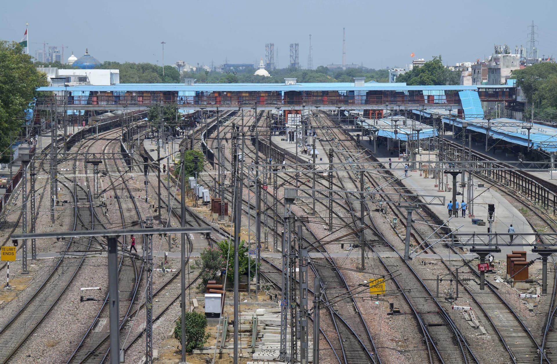 Cancelled Train List : रेलवे ने कई ट्रेनों को किया कैंसिल, यहां देखें पूरी सूची