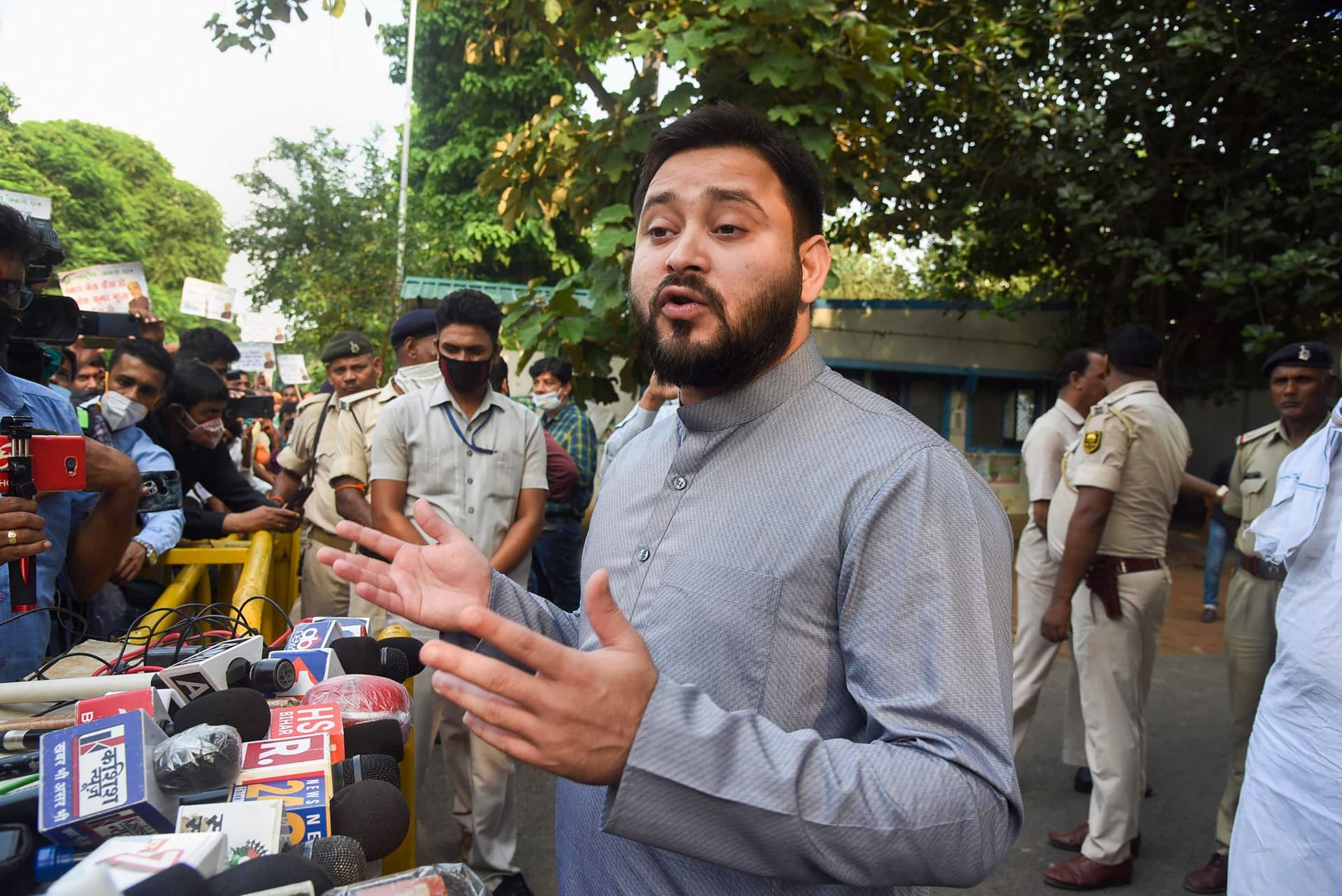 Bihar Vidhan Sabha Election 2020 : तेजस्वी का वादा, सरकार बनी तो बजट का 12 फीसदी शिक्षा पर खर्च करेंगे