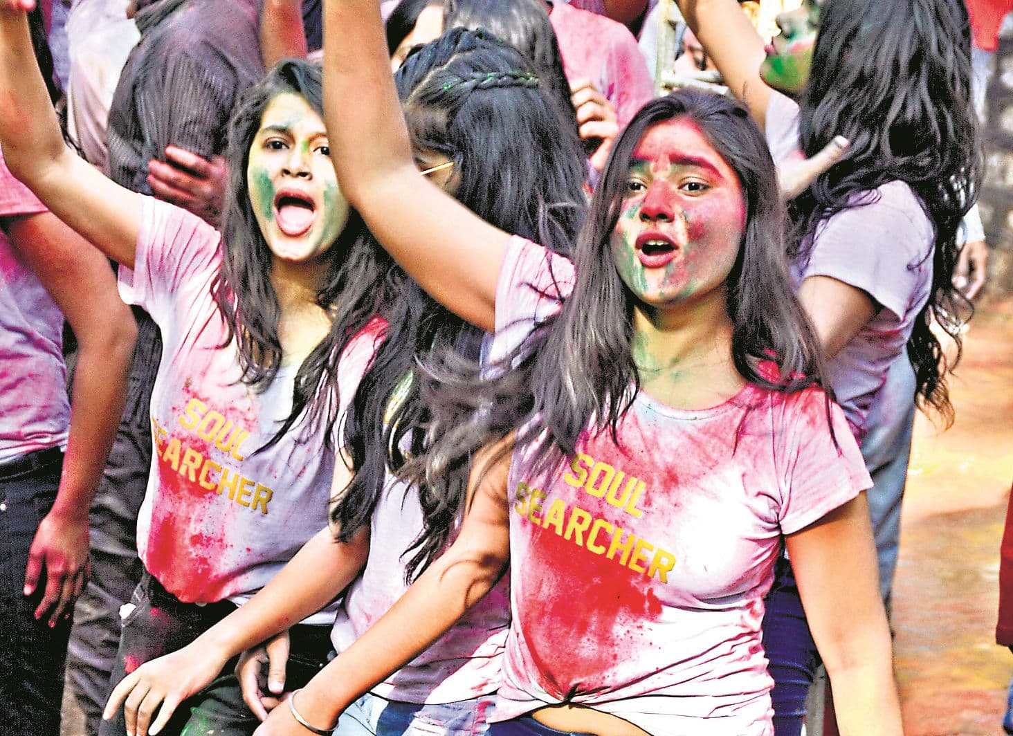 त्वचा, एलर्जी, एक्जिमा व बालों से जुड़ी समस्या वालें रहें सावधान, होली में इन बातों का रखें ख्याल