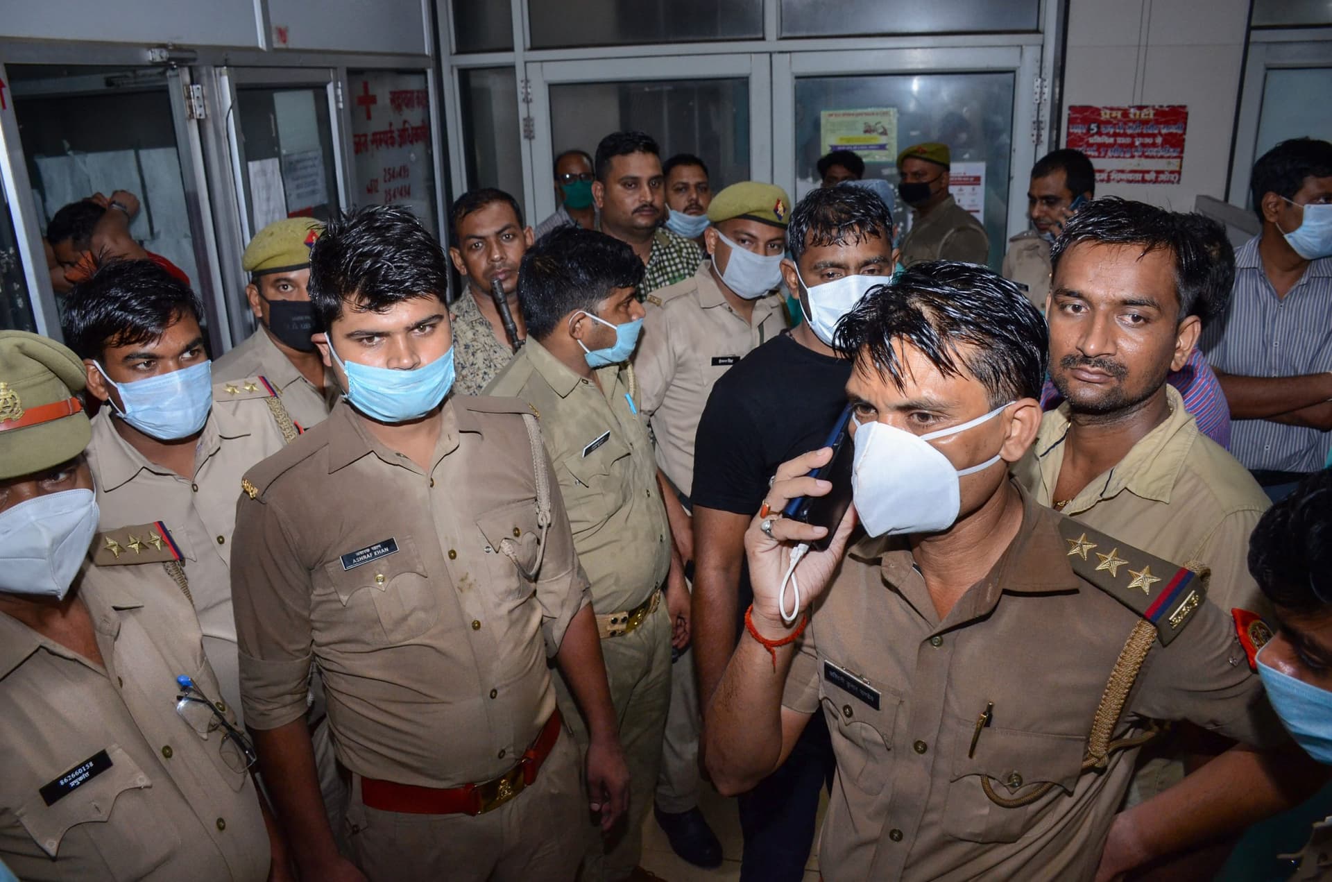 Vikas Dubey Encounter : सुप्रीम कोर्ट पहुंचा गैंगस्टर विकास दुबे केस, पुलिस की भूमिका पर उठाया गया सवाल, जानें पूरा मामला