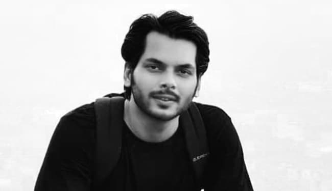 बिहार के एक और नवोदित कलाकार का मुंबई में फंदे से लटकता मिला शव, अभिनेता त्रिपुरारी ने बाहरी लोगों को काम नहीं देने का लगाया आरोप