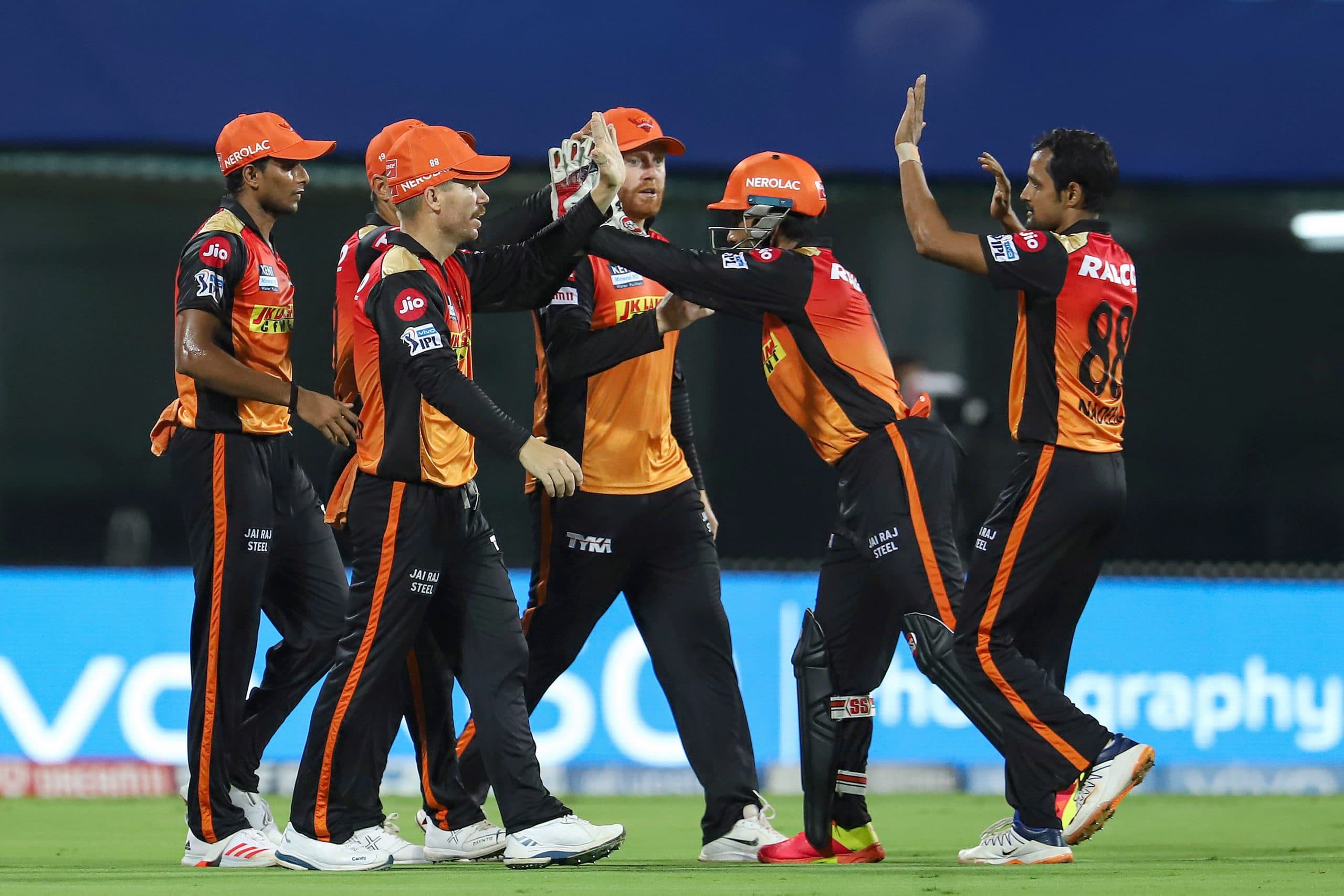 Coronavirus Latest News : सनराइजर्स हैदराबाद ने कोरोना के खिलाफ जंग में दान किये 30 करोड़ रुपये