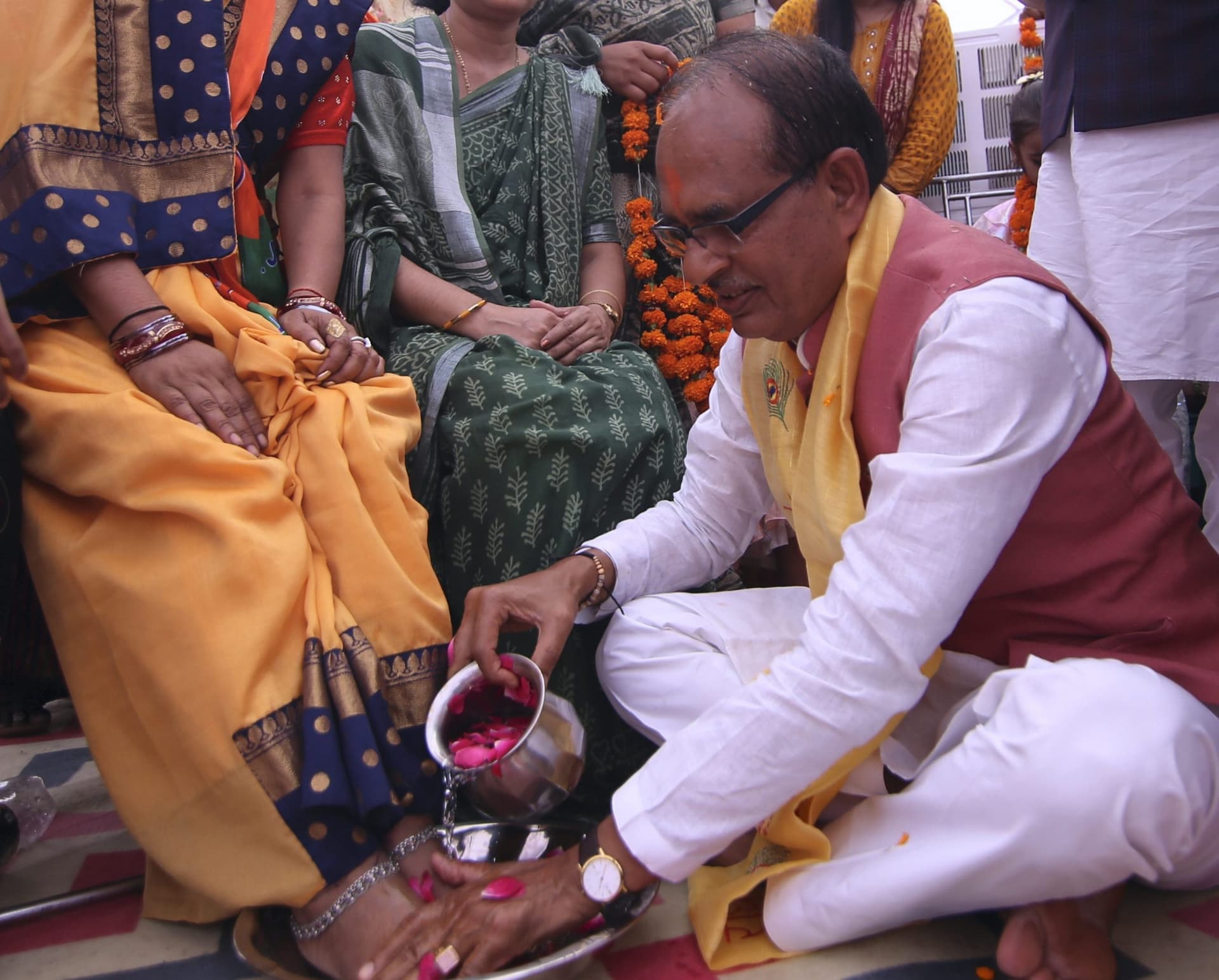 Ladli Behna Yojana: ‘लाडली बहना’ योजना मध्य प्रदेश में हो जाएगी बंद ? जानें सीएम शिवराज सिंह चौहान ने क्या कहा Ladli Behna Yojana: ‘लाडली बहना’ योजना मध्य प्रदेश में हो जाएगी बंद ? जानें सीएम शिवराज सिंह चौहान ने क्या कहा