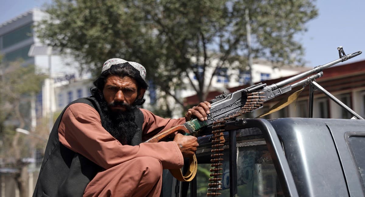 Afghanistan: शांति की उम्मीद बेमानी! तालिबानी आतंकियों की हवाई फायरिंग में 17 की मौत ,बच्चों को भी नहीं छोड़ा Afghanistan: शांति की उम्मीद बेमानी! तालिबानी आतंकियों की हवाई फायरिंग में 17 की मौत ,बच्चों को भी नहीं छोड़ा