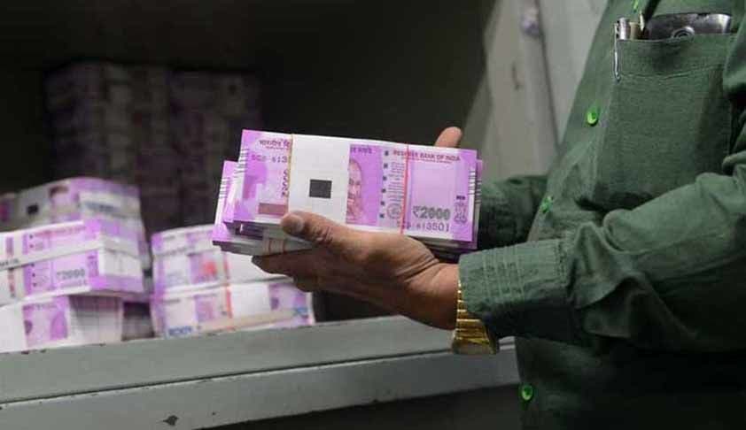 2000 Note News: यूपी के कारोबारियों में 2000 का नोट लेने से हिचकिचाहट, बिना बैंक खाते वाले करें ये काम