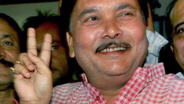 सारधा घोटाले में बंगाल के परिवहन मंत्री मदन मित्रा गिरफ्तार, टीएमसी ने बताया राजनीति से प्रेरित