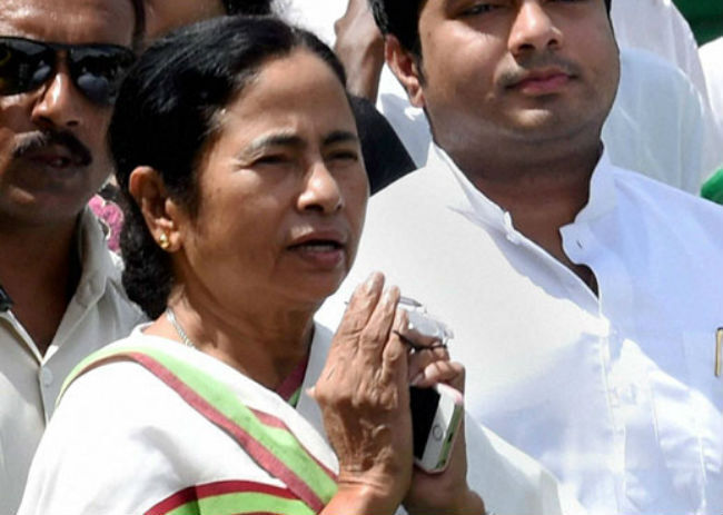 सारधा मामला : कांग्रेस ने कहा, मुकुल व ममता की भी होगी गिरफ्तारी
