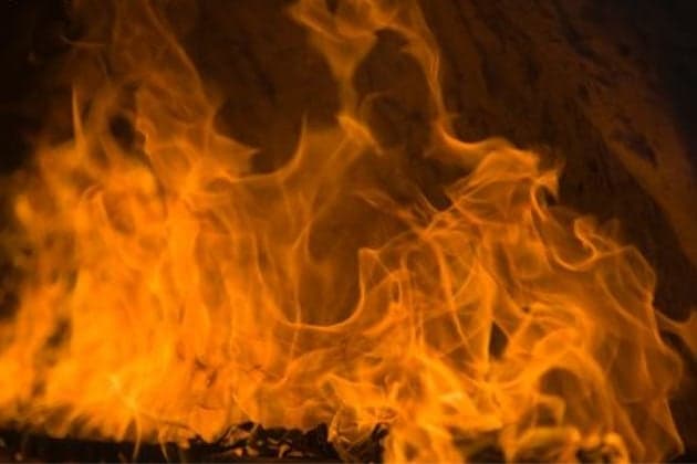 जहानाबाद में भीषण अगलगी, रेस्टोरेंट का लाखों का सामान राख