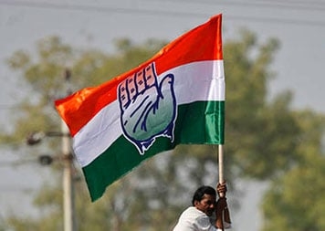 असमंजस के भंवर में कांग्रेस