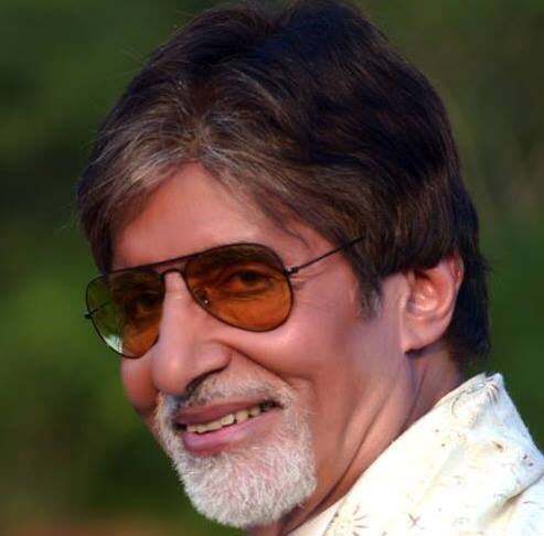 फीफा वर्ल्डकप:मैच देखने ब्राजील पहुंचे बिग बी,अभिषेक के साथ देखा सेमीफाइनल मैच