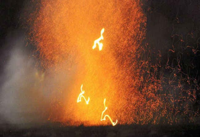 इराक विस्फोट : कार बम धमाकों में 56 लोगों की मौत, दर्जनों घायल