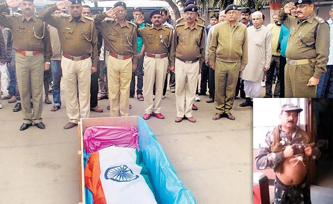 फरक्का एक्सप्रेस में हमला, जवान की मौत, सिक्‍के ने बचायी एक की जान