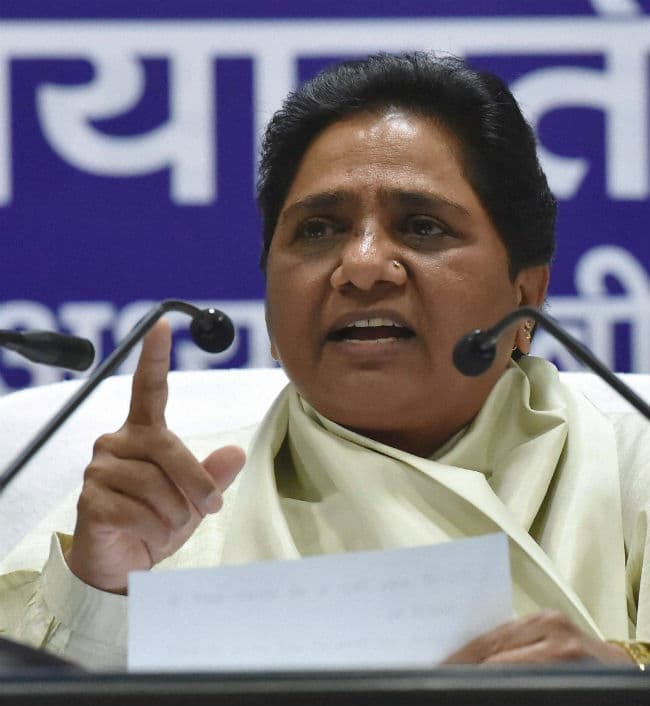 गंगा नदी से शव मिलने की सीबीआई जांच हो : मायावती