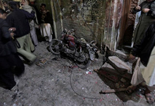 बगदाद में आत्मघाती हमले में कम से कम 15 की मौत