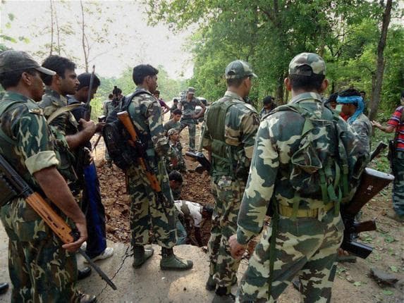 नक्सल विरोधी अभियान के लिए सरकार ने दो हेलिकाप्टर लिए किराये पर