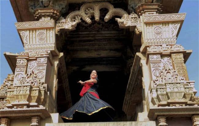 स्वीडन के राजदूत को भा गया खजुराहो मंदिर, कहा बेमिशाल