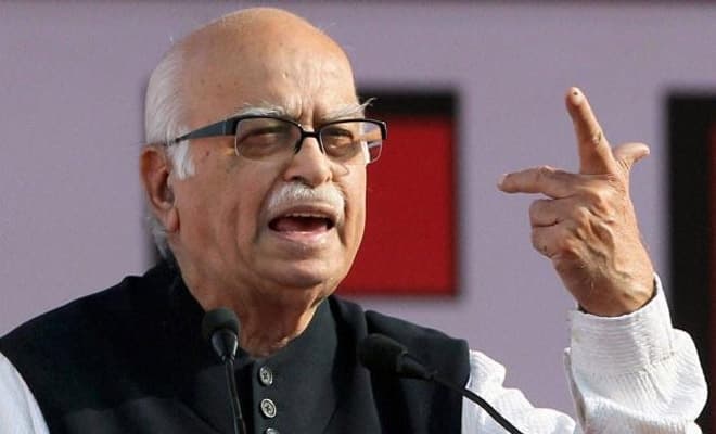 बाबरी विध्वंस: कोर्ट के फैसले का लालकृष्ण आडवाणी ने किया स्वागत, जय श्रीराम का जयघोष किया