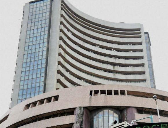 556 अंक लुढ़का सेंसेक्स, निफ्टी में 1.83 फीसदी की गिरावट