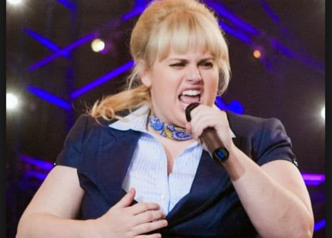 जेनिफर लॉरेंस पर काफी दबाव है : रिबेल विल्सन