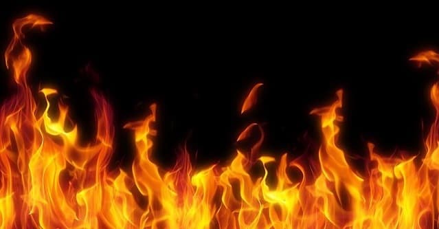 घर में आग लगने से मौसम विभाग के अधिकारी की मौत