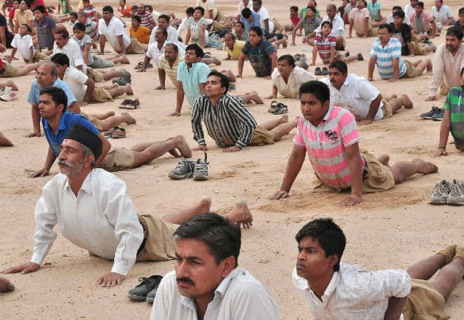 गुजरात में 29 हजार जगहों पर मनाया जायेगा विश्व योग दिवस