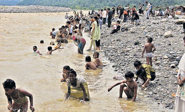 कमला की संतानें पद्म से वंचित क्यों?