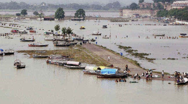 बाढ़ का कहर : गुजरात, राजस्थान, पश्चिम बंगाल और ओडिशा में 81 लोगों की मौत