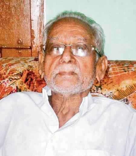 जब मैं चुनाव लड़ा, नेताओं से ज्यादा गाड़ियों को निहारती है जनता