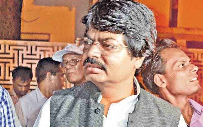 पूर्व मंत्री योगेंद्र साव मामले में चतरा एसपी ऋषभ कुमार झा को शो कॉज, केस डायरी बदलने के आरोप में दर्ज हुआ था केस
