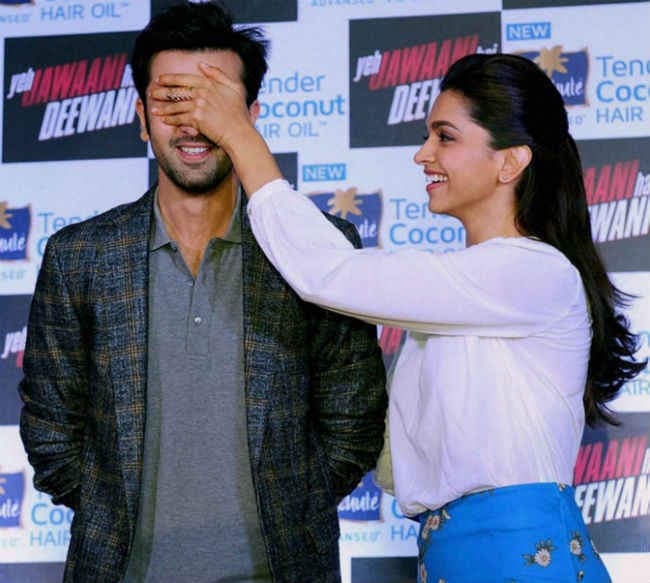 वीडियो में देखें कैसे दीपिका ने बनाया रणबीर का ''तमाशा''