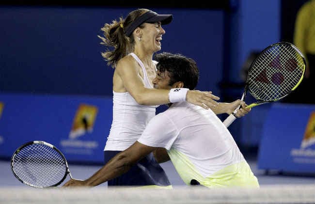 यूएस ओपन : पेस और मार्टिना ने जीता मिक्सड डबल्स का खिताब