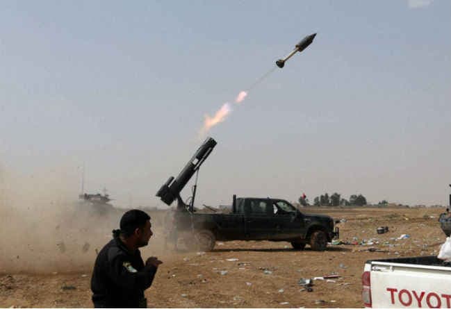 आतंकियों ने बगदाद हवाई अड्डा इलाके में दागे रॉकेट