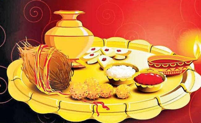 आज है भाई दूज, जानिए भाई को तिलक लगाने का शुभ समय, क्या है पूजा विधि