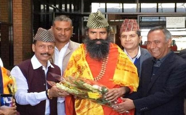 काठमांडू पहुंचे बाबा रामदेव, पंतजलि आयुर्वेद उद्योग का करेंगे उद्घाटन