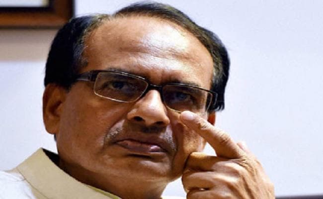 मध्यप्रदेश : दो दलित आइएएस अफसरों ने शिवराज पर साधा निशाना, केजरीवाल के गाये गुण
