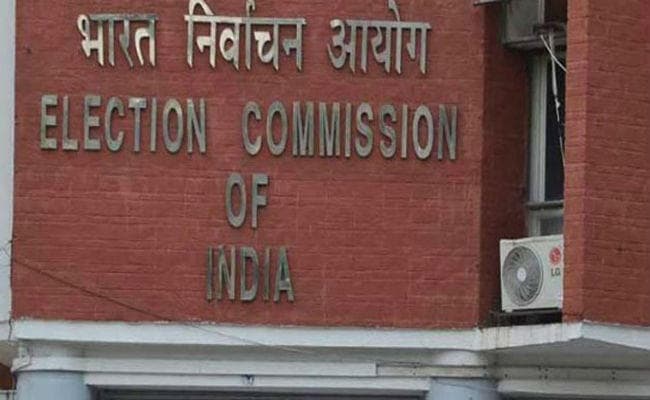 चुनाव आयोग ने तैयार की सूची: अब झोलाछाप पार्टियों पर गिरेगी गाज