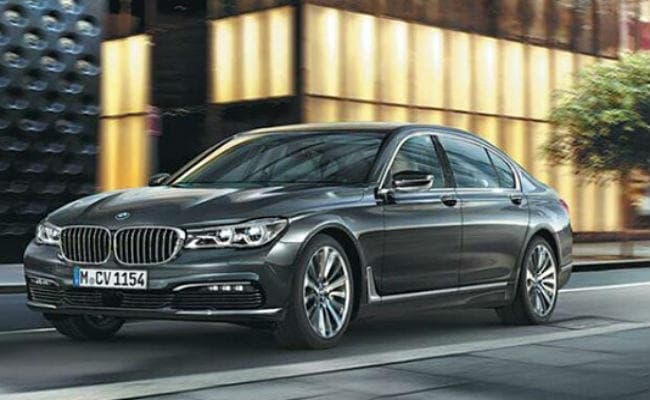 चीन से करीब 2 लाख कारों को वापस मंगायेगी BMW