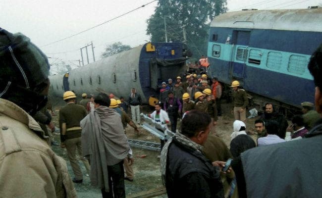 कानपुर के पास सियालदह-अजमेर एक्सप्रेस की 15 बोगियां बेपटरी, 2 की मौत दर्जनों घायल