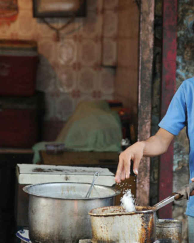 चाय विक्रेता बना ”ब्रांड एंबैस्डर”