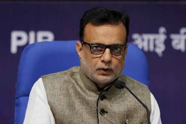 ईपीएफ पर लगाये गये टैक्स को वापस ले सकती है सरकार
