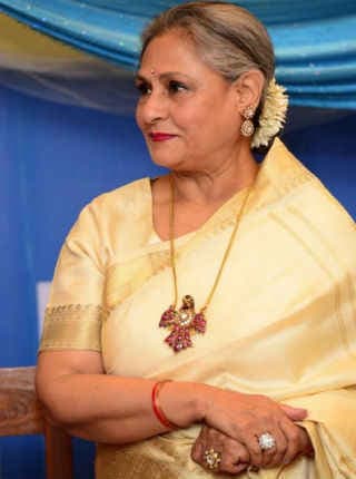 जन्मदिन विशेष: जानें ”गुड्डी” जया बच्चन के बारे में 10 दिलचस्प बातें…