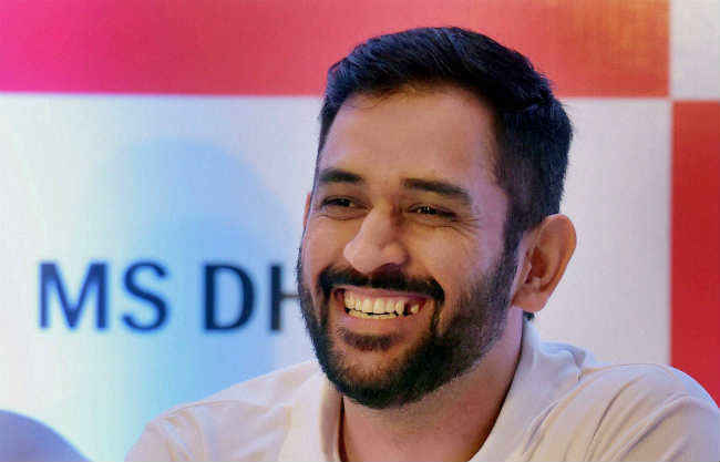 विवाद के बाद धौनी ने छोड़ा आम्रपाली का साथ