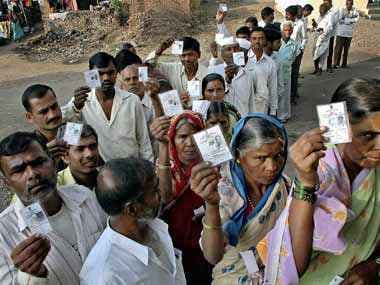 विधानसभा चुनाव : हिंसा भी नहीं रोक सकी बंपर वोटिंग