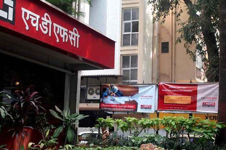 मैक्स लाइफ व मैक्स फिनांशल सर्विसेज का एचडीएफसी स्टैंडर्ड लाइफ में होगा विलय