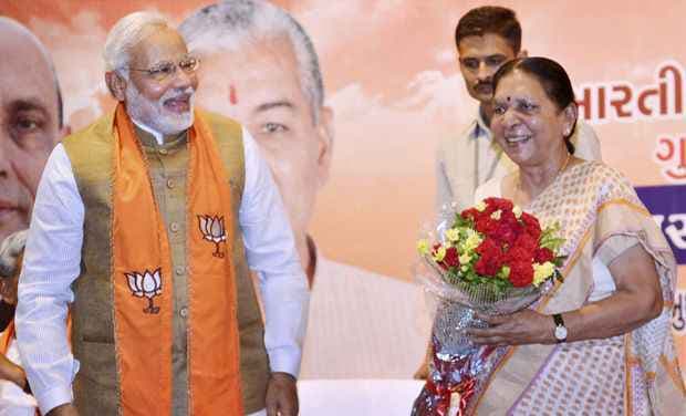 आनंदीबेन पटेल के उत्तराधिकारी पर अटकलें तेज, लिस्ट में चार नाम